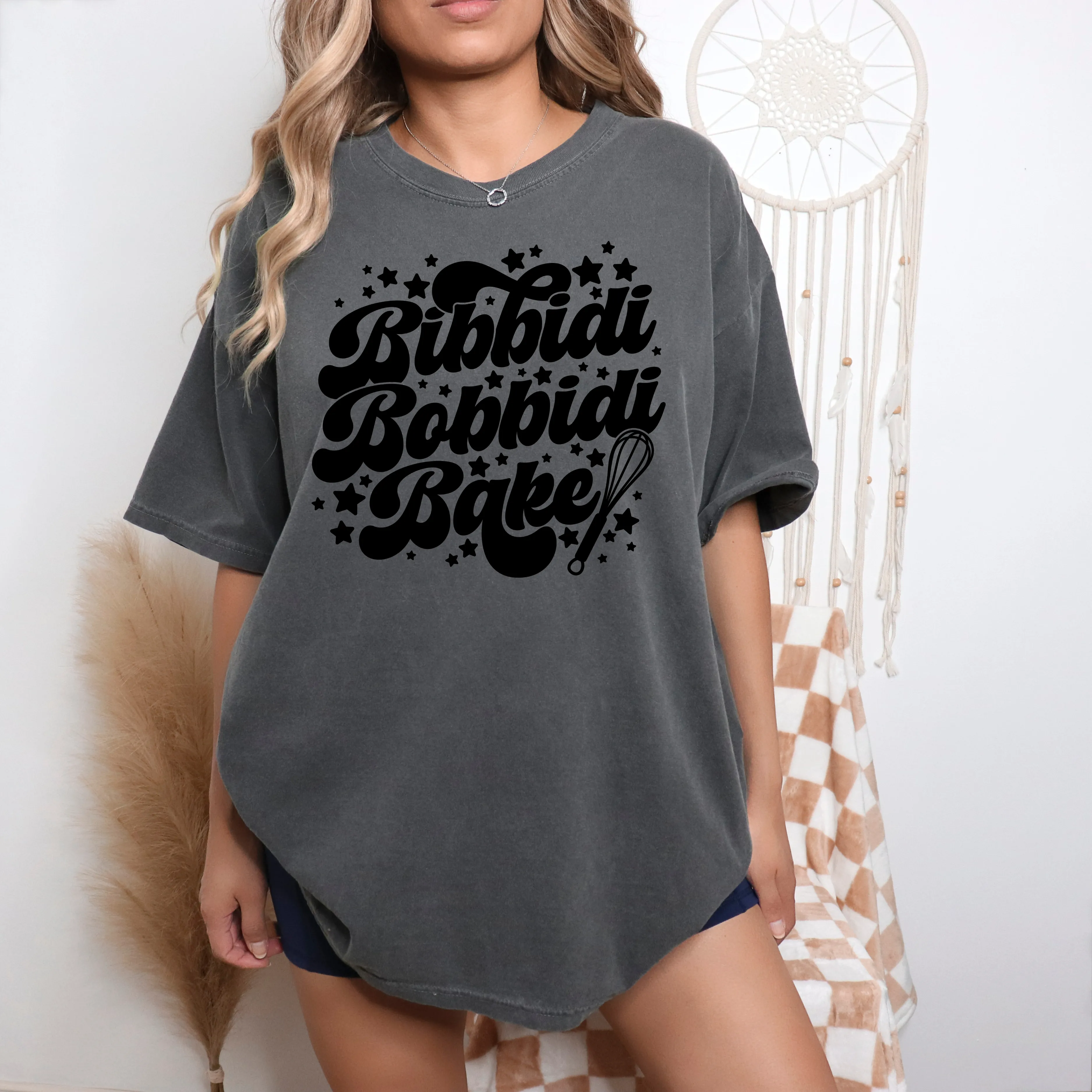 Bibbidi Bobbidi Bake - T-Shirt