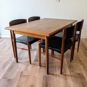 Danish Modern Draw Leaf Dining Table