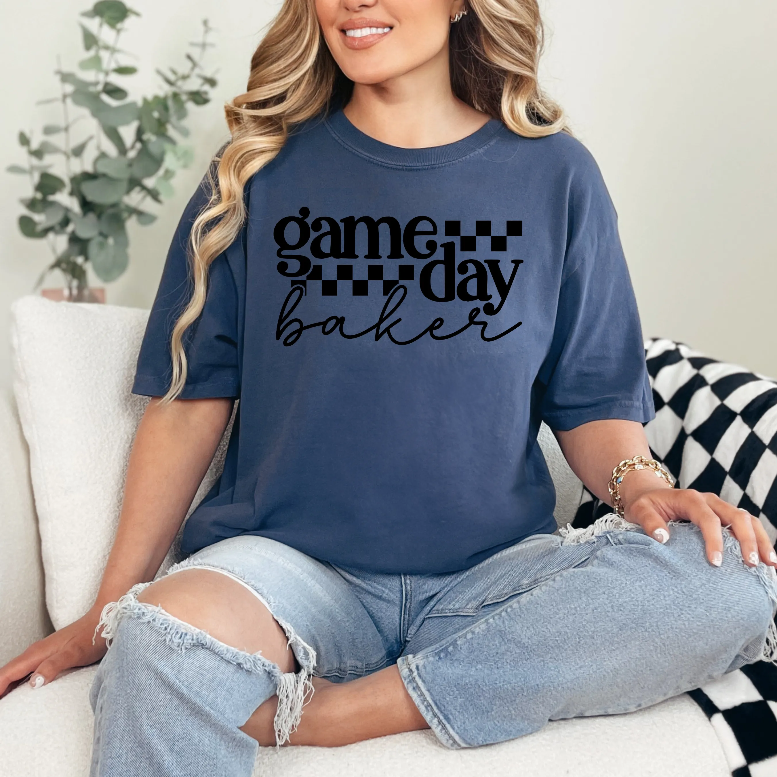 Game Day Baker [Black Design] - T-Shirt