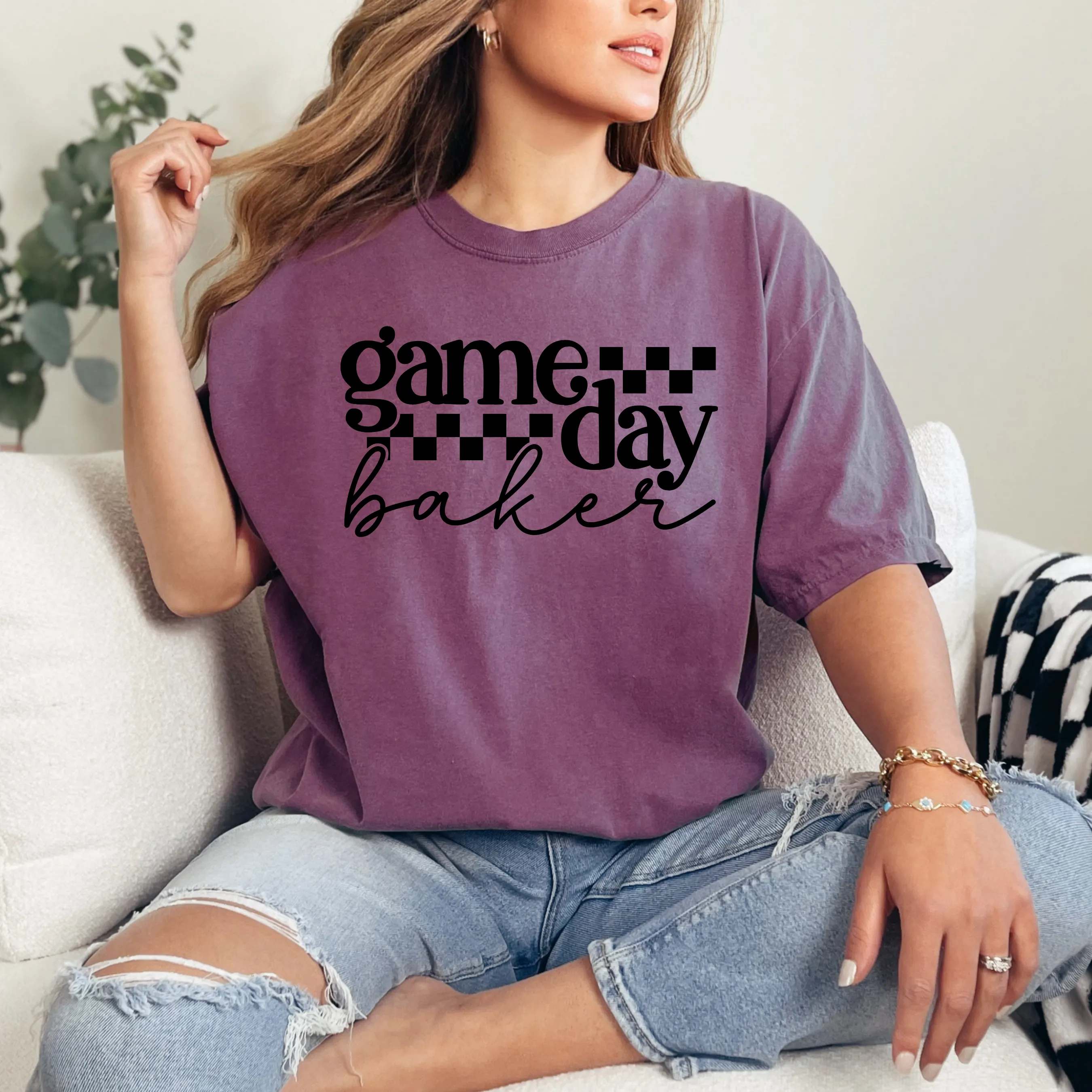 Game Day Baker [Black Design] - T-Shirt