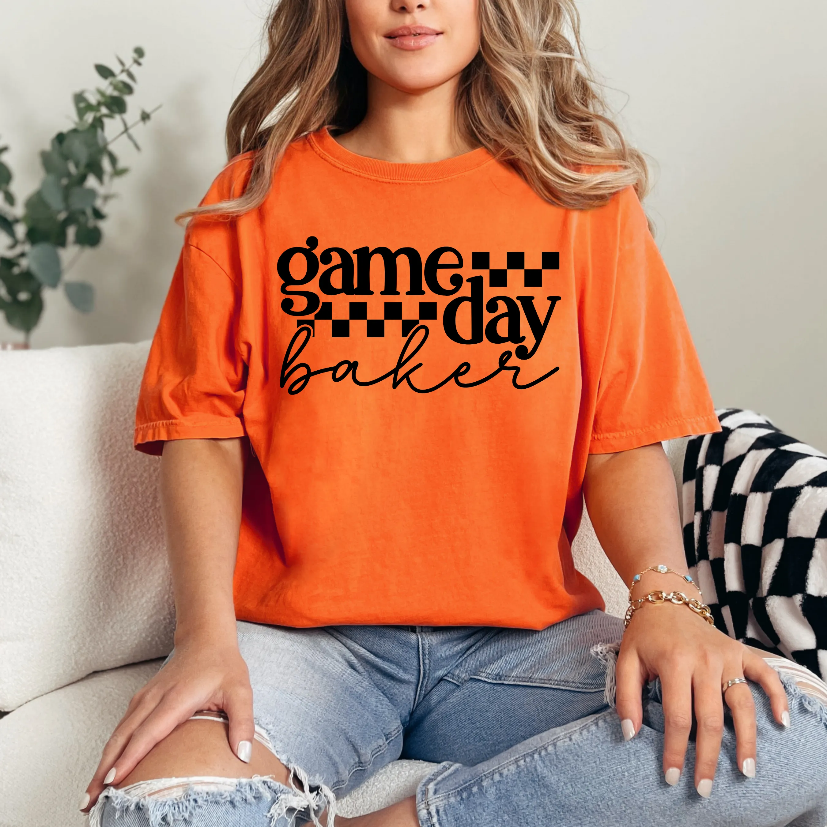 Game Day Baker [Black Design] - T-Shirt