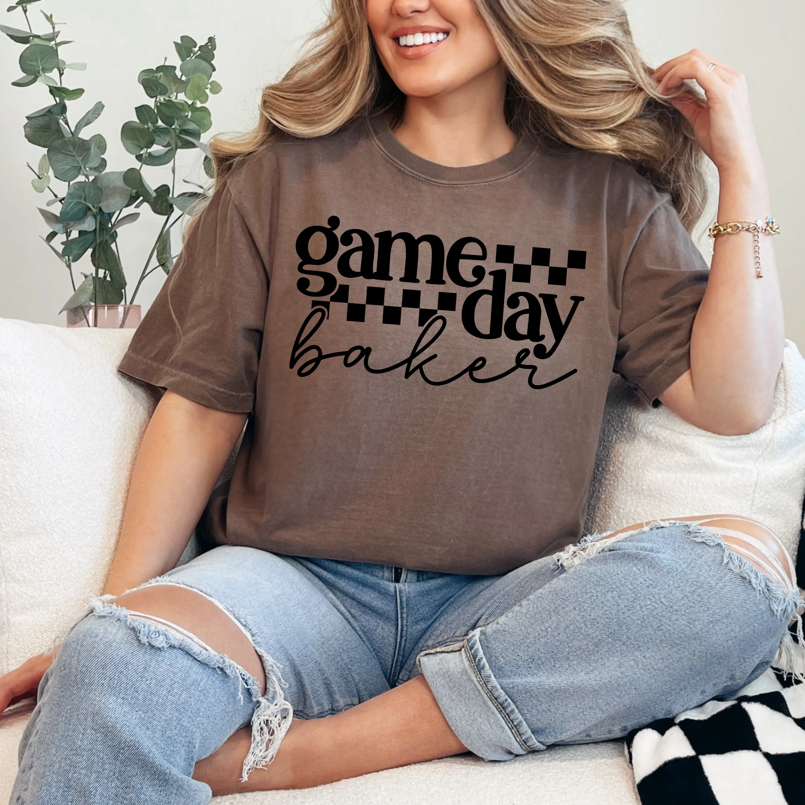 Game Day Baker [Black Design] - T-Shirt