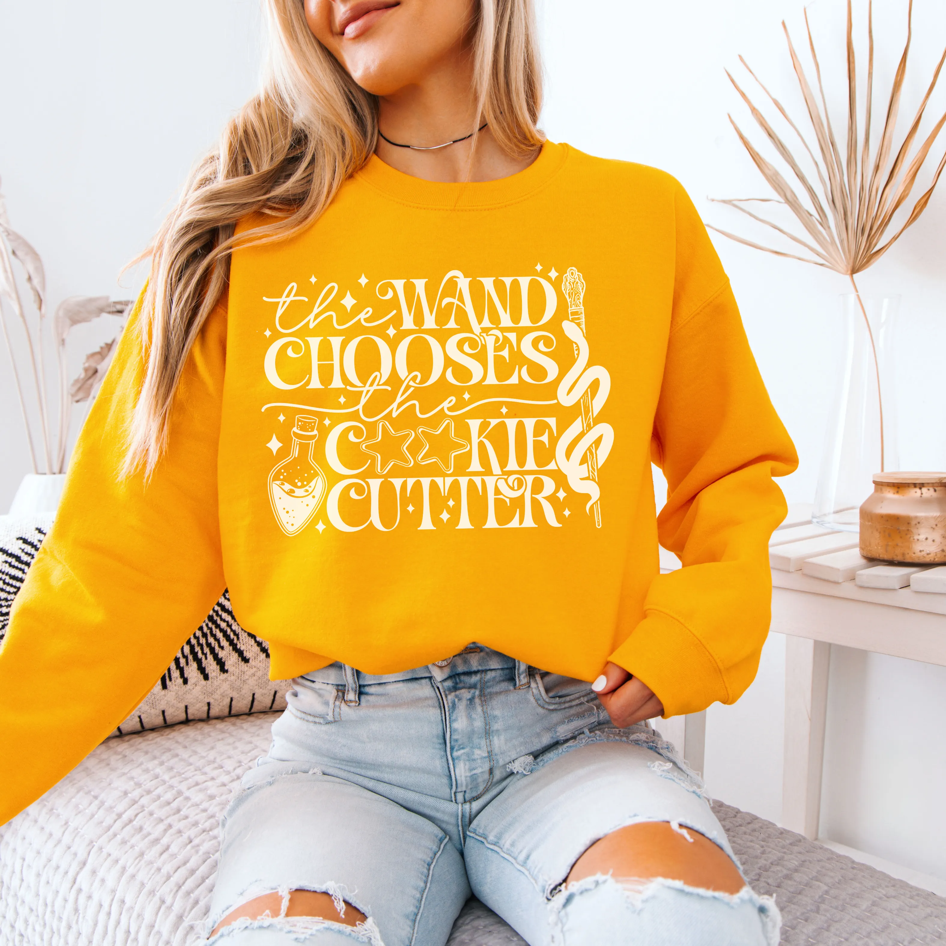 The Wand Chooses [White Design] - Sweatshirt