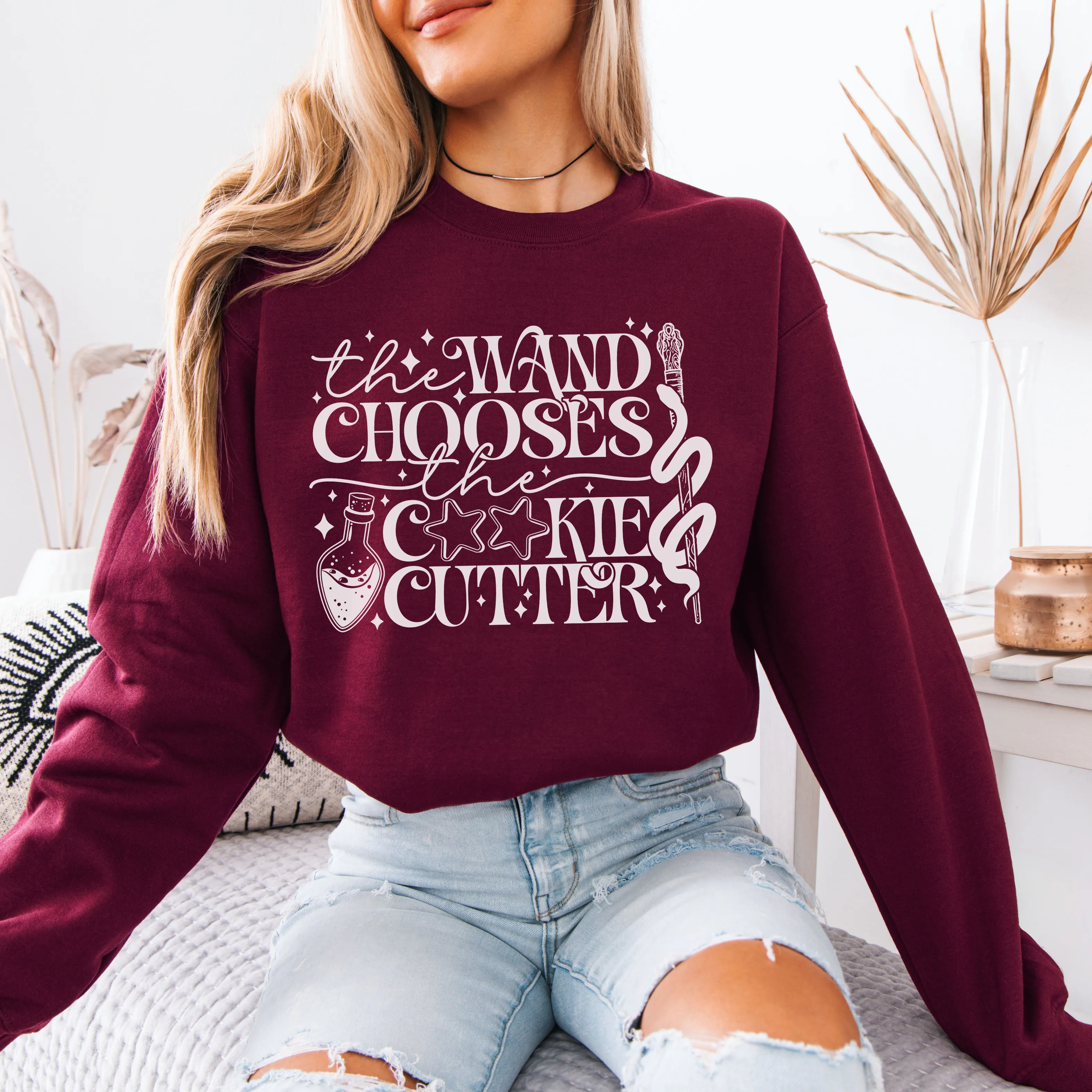 The Wand Chooses [White Design] - Sweatshirt