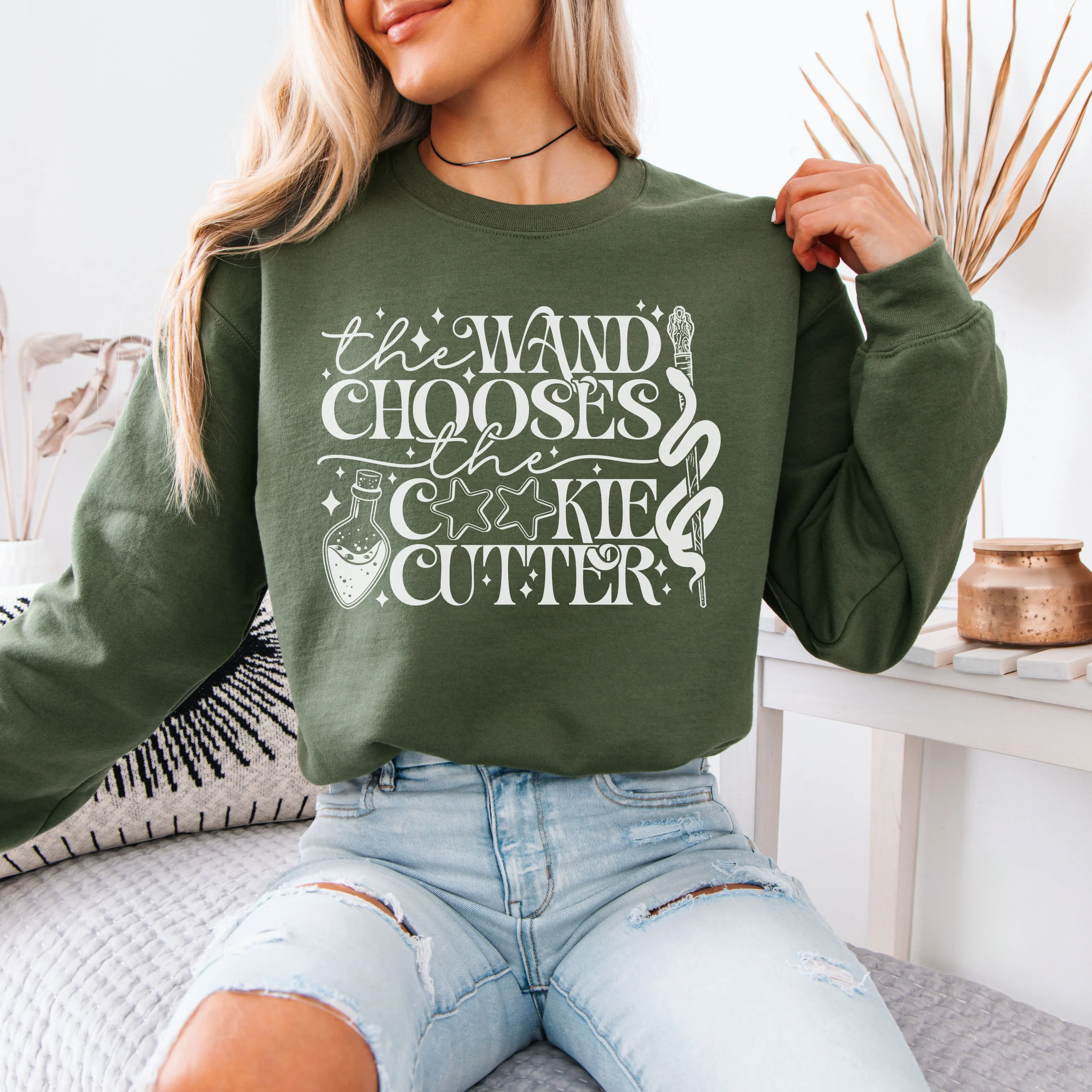 The Wand Chooses [White Design] - Sweatshirt