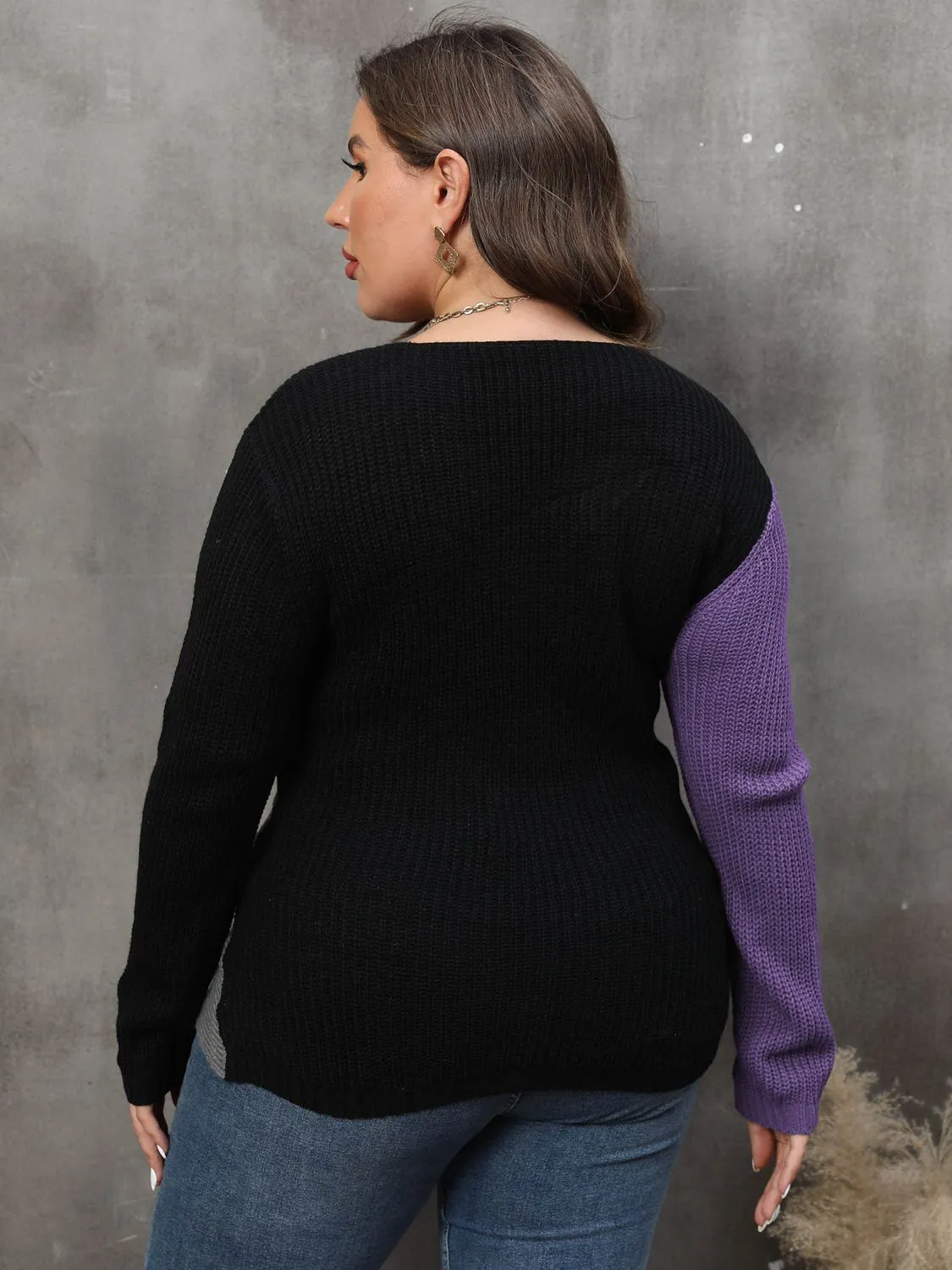 Two-Tone Surplice Neck Sweater: A Stylish Essential for Your Curve Wardrobe